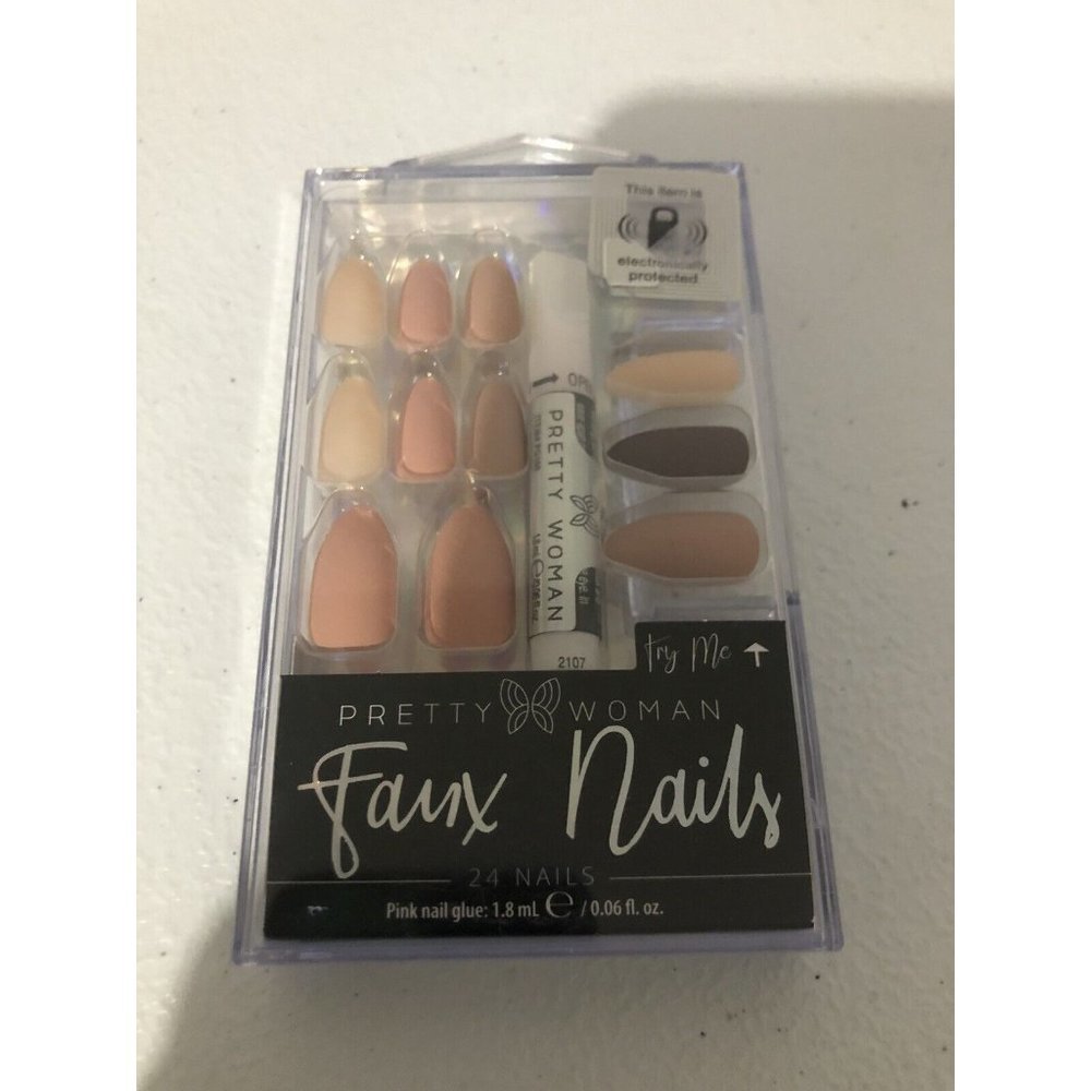 Pretty Woman Faux Nails 24 Set With Glue In Shades Of Mauve